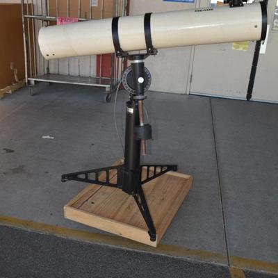 Vintage MEADE Reflector Telescope w/ Equatorial Drive, 6” Mirror