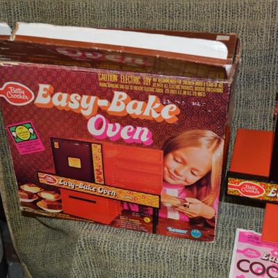 Vintage 1973 KENNER Betty Crocker Easy Bake Oven, Working