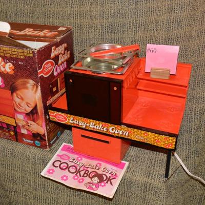 Vintage 1973 KENNER Betty Crocker Easy Bake Oven, Working