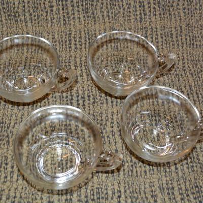 Vintage Indiana Glass ‘Snowflake’ Smart Set for 4