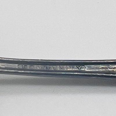 Children’s knives, forks, and spoons Lot Of 8 Sterling & Silverplated