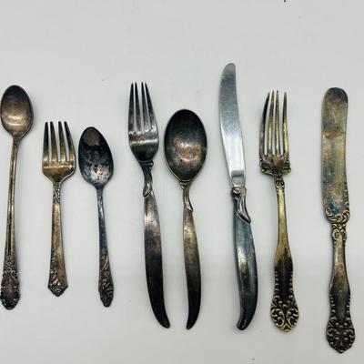 Children’s knives, forks, and spoons Lot Of 8 Sterling & Silverplated
