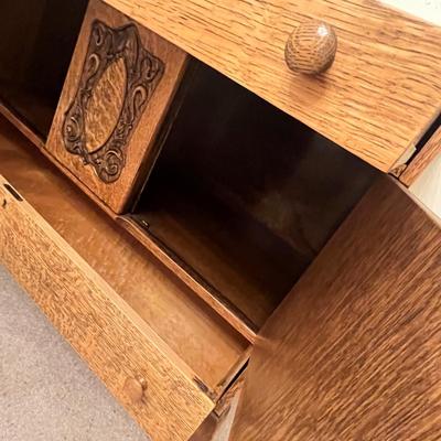 Oak Buffet Side board