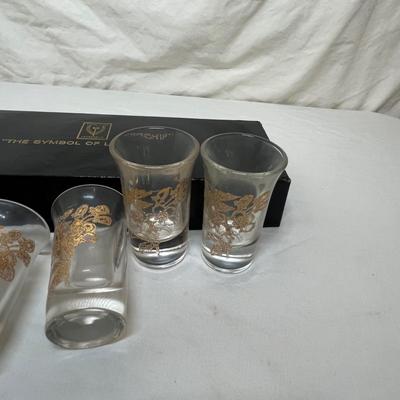 Shot glass set