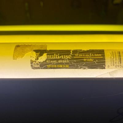 4’ Shop Light