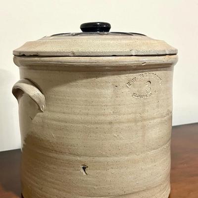 1800s E. W. FARRINGTON #3 Stone Ware Crock With Lid