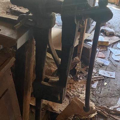 Vintage Vise
