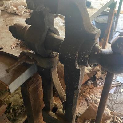 Vintage Vise