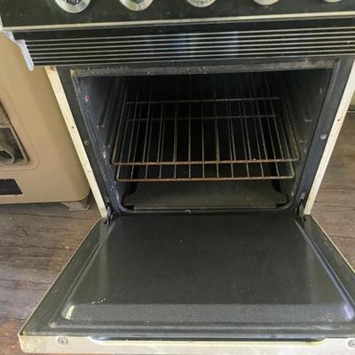 Vintage Sunray Compact Gas Stove