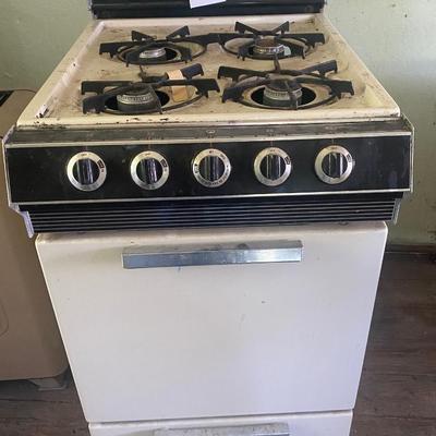 Vintage Sunray Compact Gas Stove