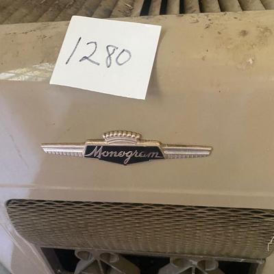 Vintage Monogram Gas Fired Vented Room Heater