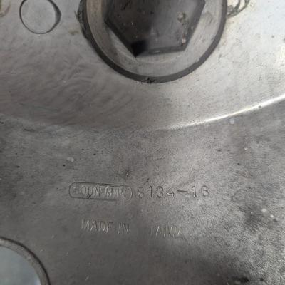 16" 8134-16 Hubcaps