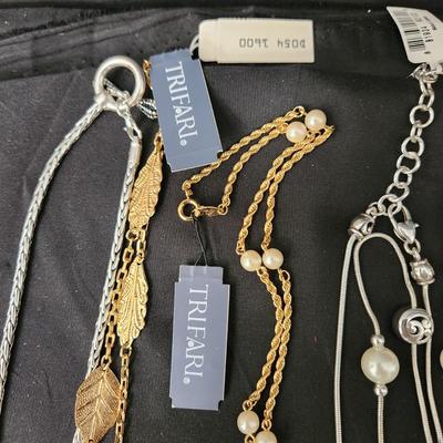 Jewelry Lot Necklaces Earrings Trifari Brighton Ben-Amun Napier Monet