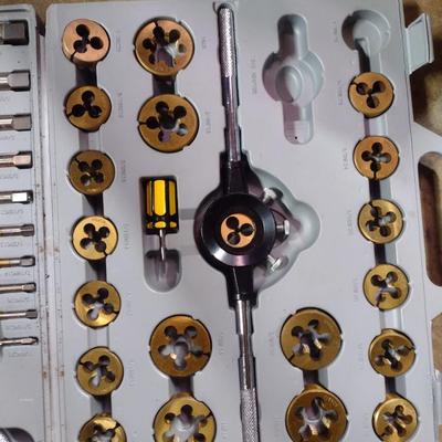 Tap and Die Set