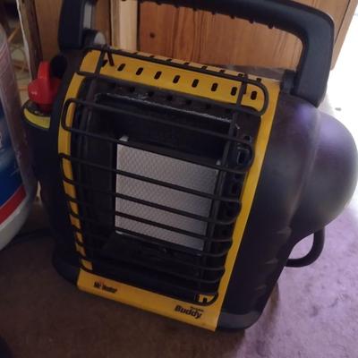 Mr. Heater Portable Buddy Propane Gas Heater with Tank