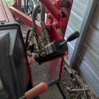 Yanmar FX26D Diesel 4WD Tractor with Front-End Loader 234 Hours