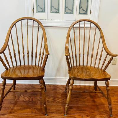 Solid Oak Dining Set~ Round, Oval or Oblong!