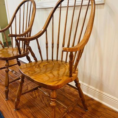 Solid Oak Dining Set~ Round, Oval or Oblong!