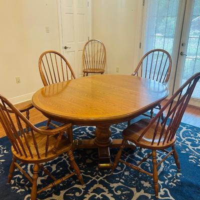 Solid Oak Dining Set~ Round, Oval or Oblong!