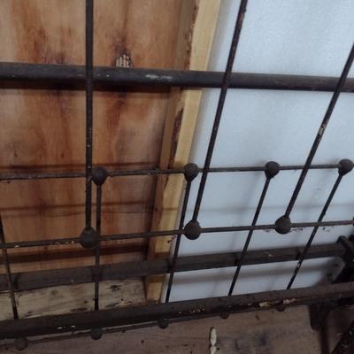 Antique Wrought Iron Single Sized Head and Footboard (No Rails) (B)