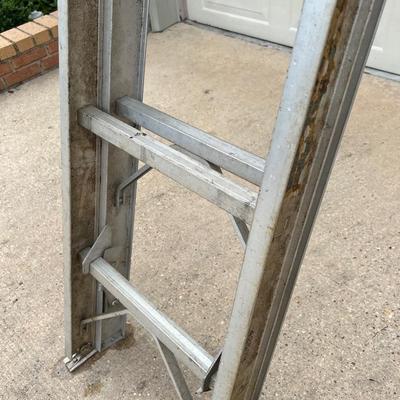 28ft Aluminum Extension Ladder