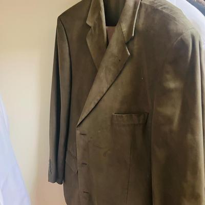 Men’s Closet Lot