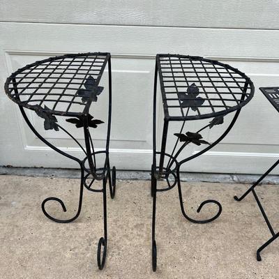 Outdoor Table & Plant Stand/Basket Lot