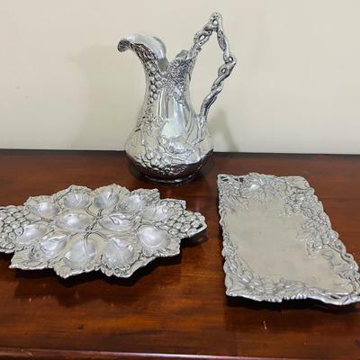 ARTHUR COURT Lot Of 3