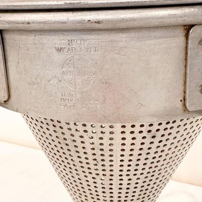 WEAREVER ~ Sieve/Strainer