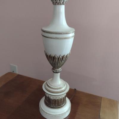 Metal Urn Post Table Lamp with Shade