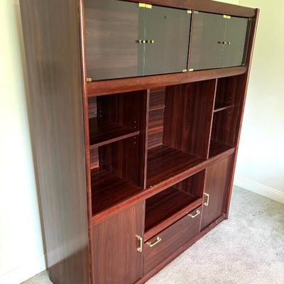 1 Piece Entertainment Center