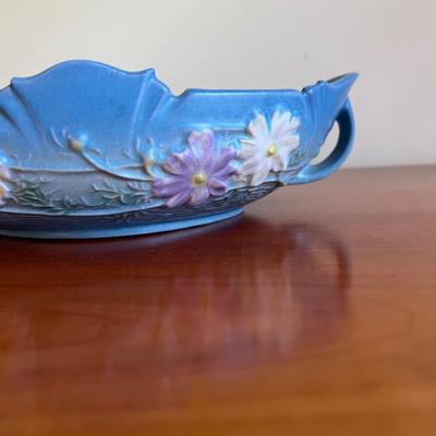 1940s Roseville Pottery Cosmos Blue 372 Double Handle Console Bowl