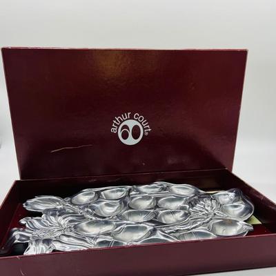 ARTHUR COURT~ Magnolia Deviled Egg Holder