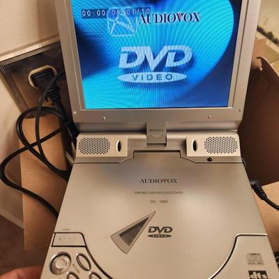 Audiovox Portable DVD CD Player DV-1680 Tested works fine