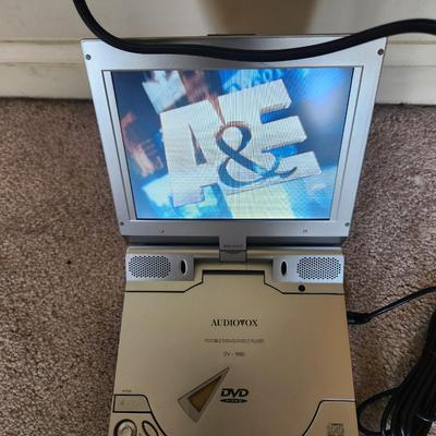 Audiovox Portable DVD CD Player DV-1680 Tested works fine