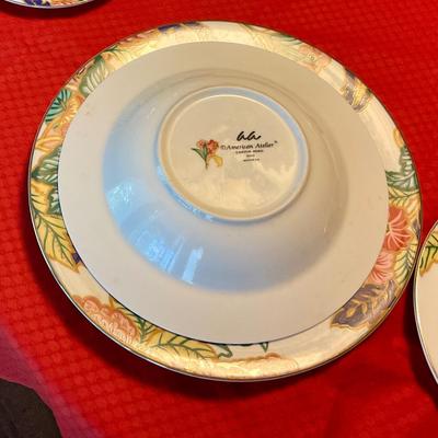 Service for 4 American Atelier, Canton road pattern