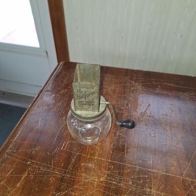 Vtg Uniform Nut chopper