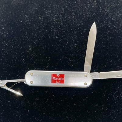 Monsanto 12K GF Money Clip and Pocket Knives