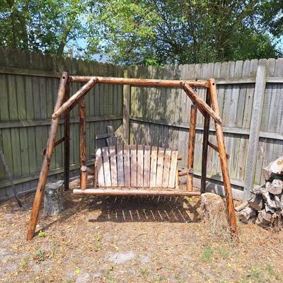wood swing (knotted pine)