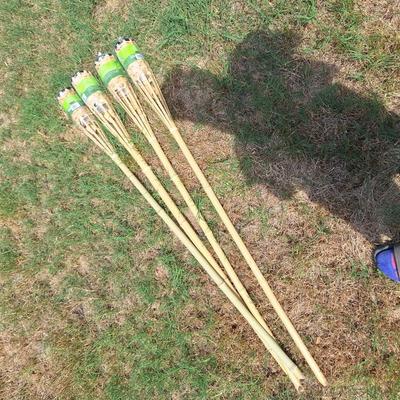 4 tiki torches