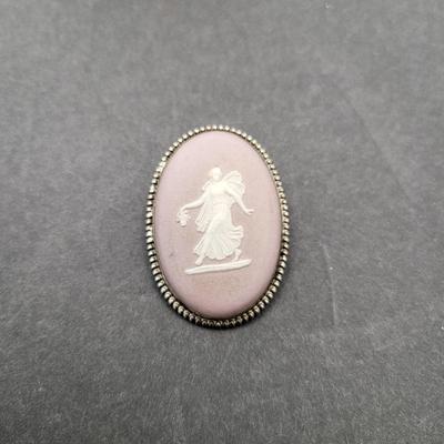 Antique Brooches & Jewelry Box