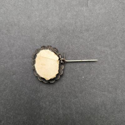 Antique Brooches & Jewelry Box