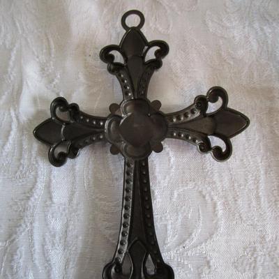3 Crosses