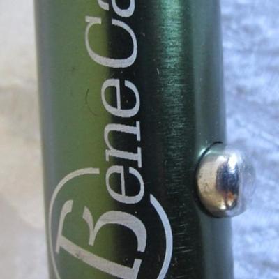 Green walking cane free standing