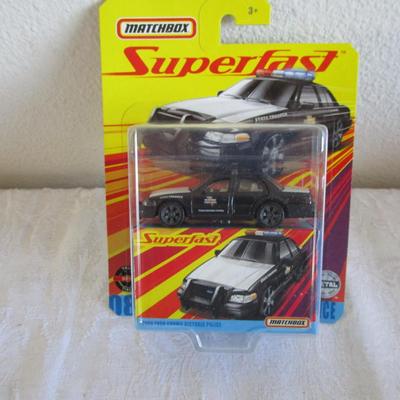 Matchbox 2006 Crown Victoria Police Car