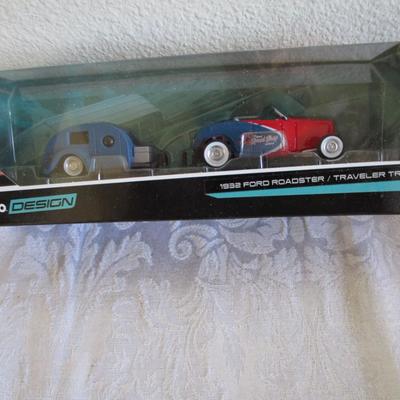 Maisto Design Tow and go Cars