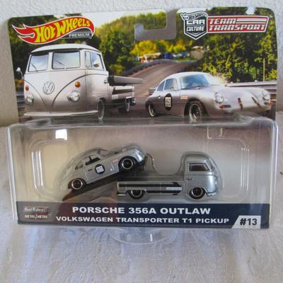 Collectable Hot Wheels Porche 956A Outlaw Car