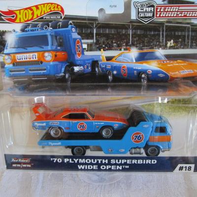 Collectable Hot Wheels 1970 Super Bird Car