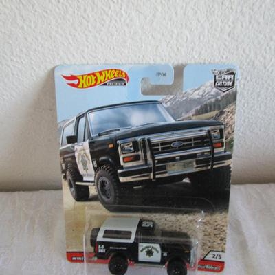 Collectable Hot Wheels 1985 Ford Bronco Highway Patrol Car