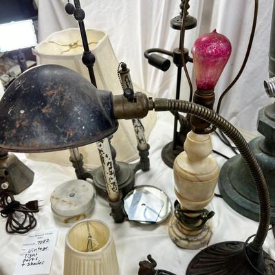 Antique lamp lighting lot
